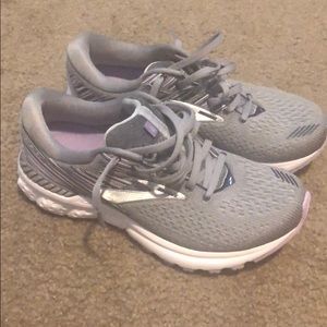 Brooks Adrenaline GTS 19